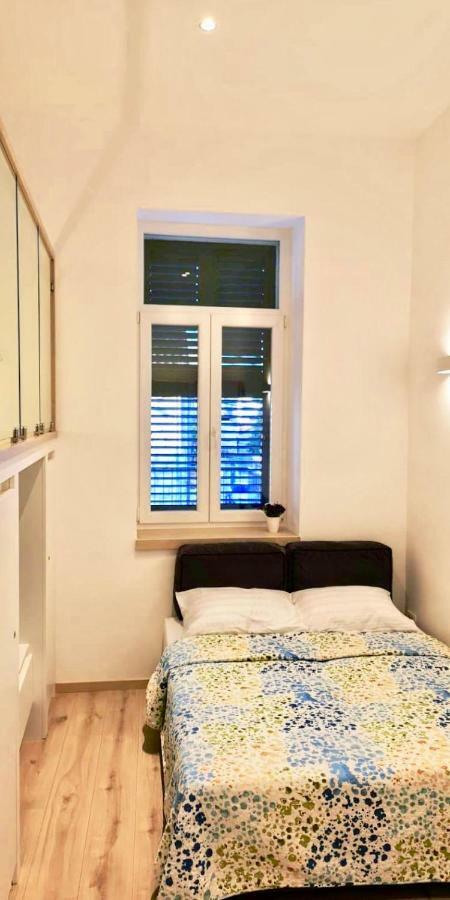 Studio Apt Orchard On Rokova St - 5 Min Walk To The Old Town Of Split Exterior photo