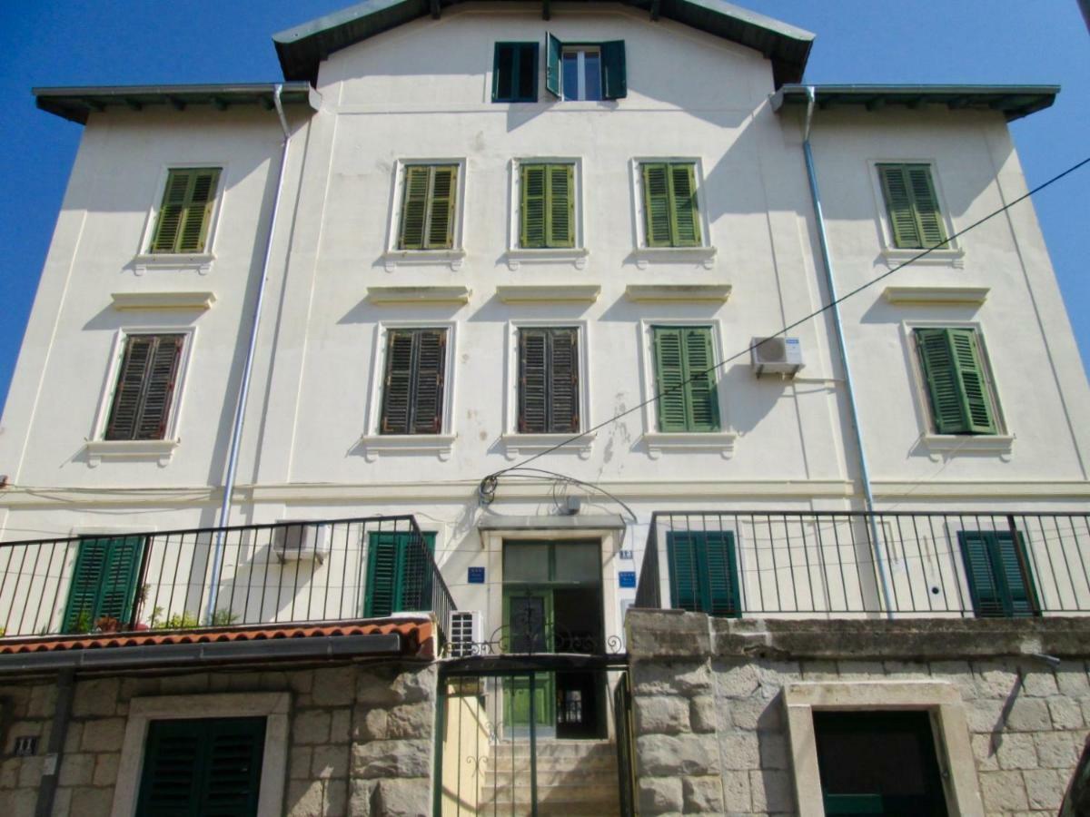 Studio Apt Orchard On Rokova St - 5 Min Walk To The Old Town Of Split Exterior photo